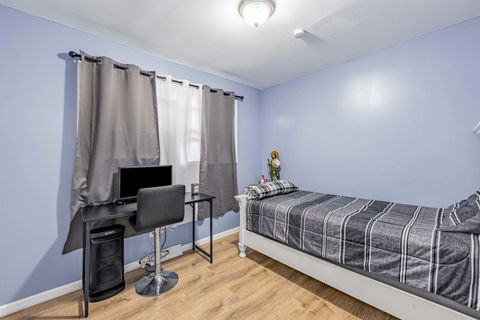 Tiny photo for 12737 S Manistee Avenue, Chicago, IL 60633 (MLS # 12633647)