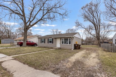 Tiny photo for 30 Gilbert Terrace, Machesney Park, IL 61115 (MLS # 12596769)