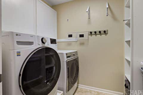 Tiny photo for 462 E Amberside Drive, Elgin, IL 60124 (MLS # 12694561)