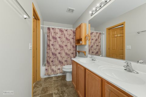 Tiny photo for 2804 Turnberry Drive, Ottawa, IL 61350 (MLS # 12488493)