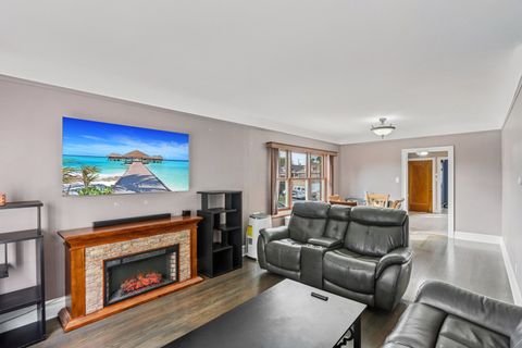 Tiny photo for 2246 Clinton Avenue, Berwyn, IL 60402 (MLS # 12492520)