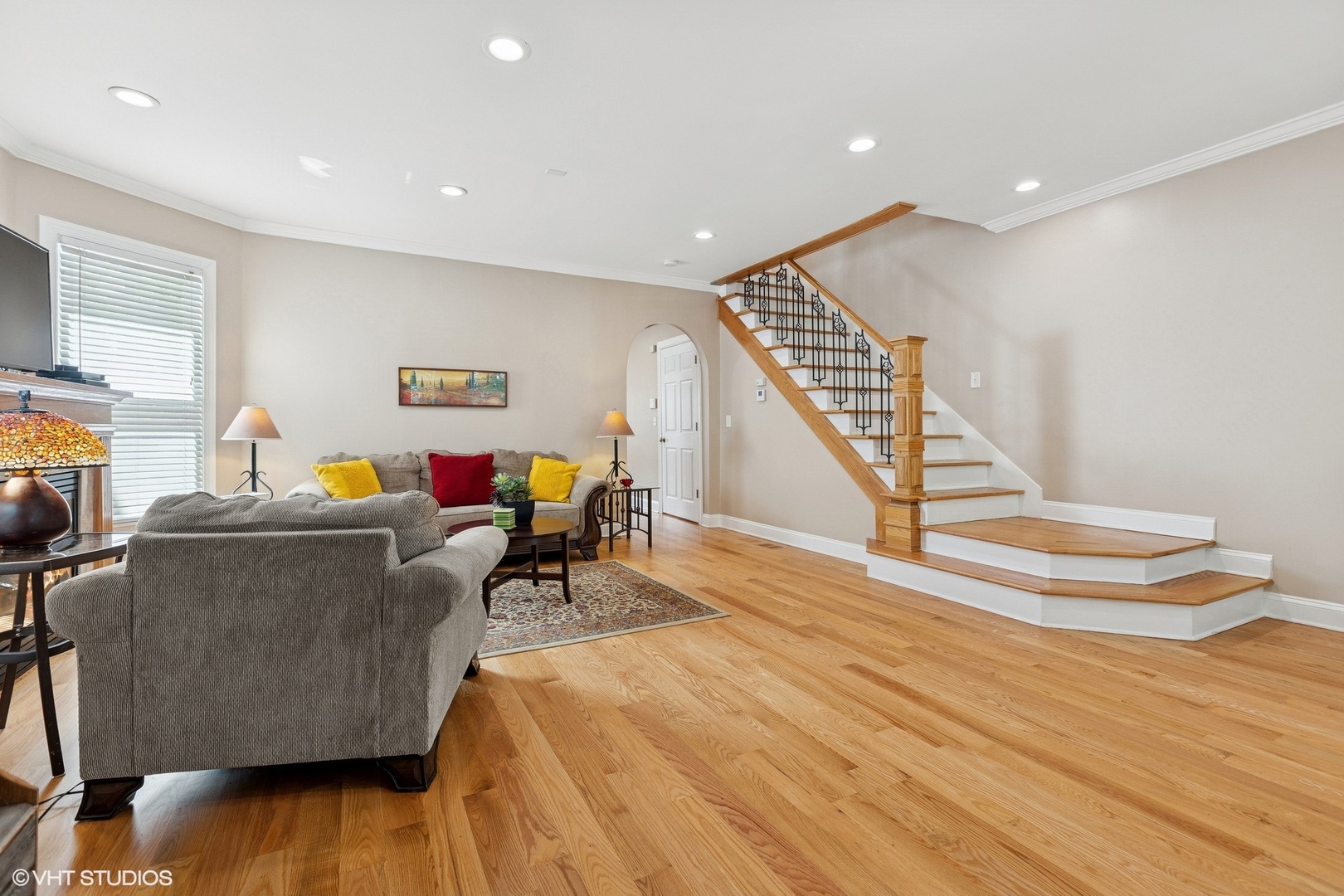 1513 W Highland Avenue