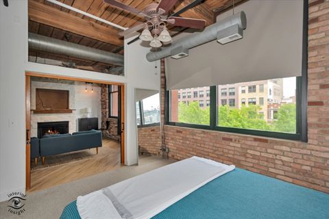 Tiny photo for 1000 W Washington Boulevard #240, Chicago, IL 60607 (MLS # 12655965)