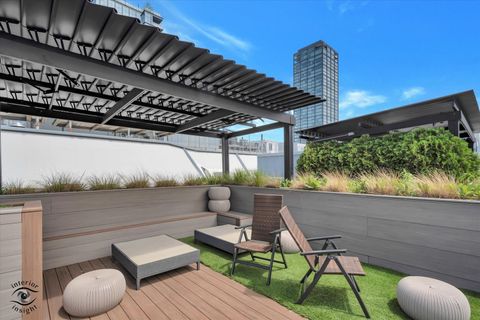 Tiny photo for 1000 W Washington Boulevard #240, Chicago, IL 60607 (MLS # 12655965)