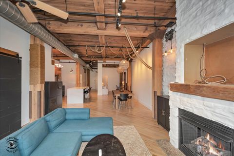Tiny photo for 1000 W Washington Boulevard #240, Chicago, IL 60607 (MLS # 12655965)