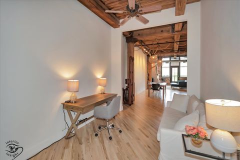 Tiny photo for 1000 W Washington Boulevard #240, Chicago, IL 60607 (MLS # 12655965)