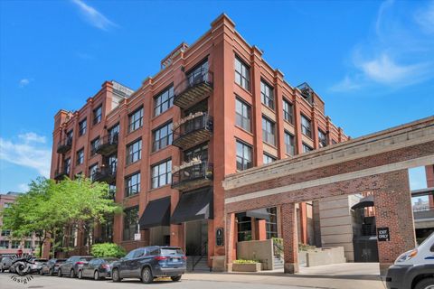 Photo of 1000 W Washington Boulevard #240, Chicago, IL 60607 (MLS # 12655965)