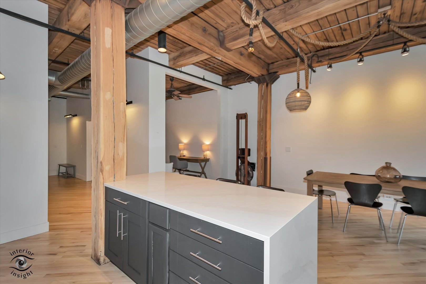 1000 W Washington Boulevard 240
