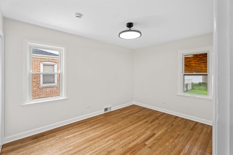 Tiny photo for 14408 S Hoxie Avenue, Burnham, IL 60633 (MLS # 12733486)