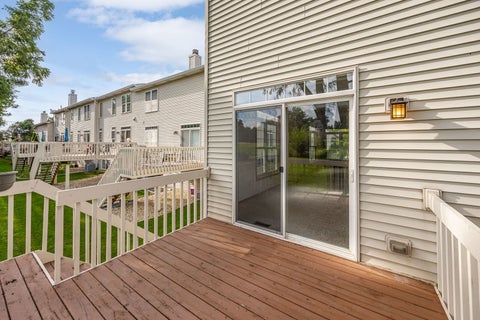 Tiny photo for 2139 Ashley Court #2139, Downers Grove, IL 60515 (MLS # 12779688)