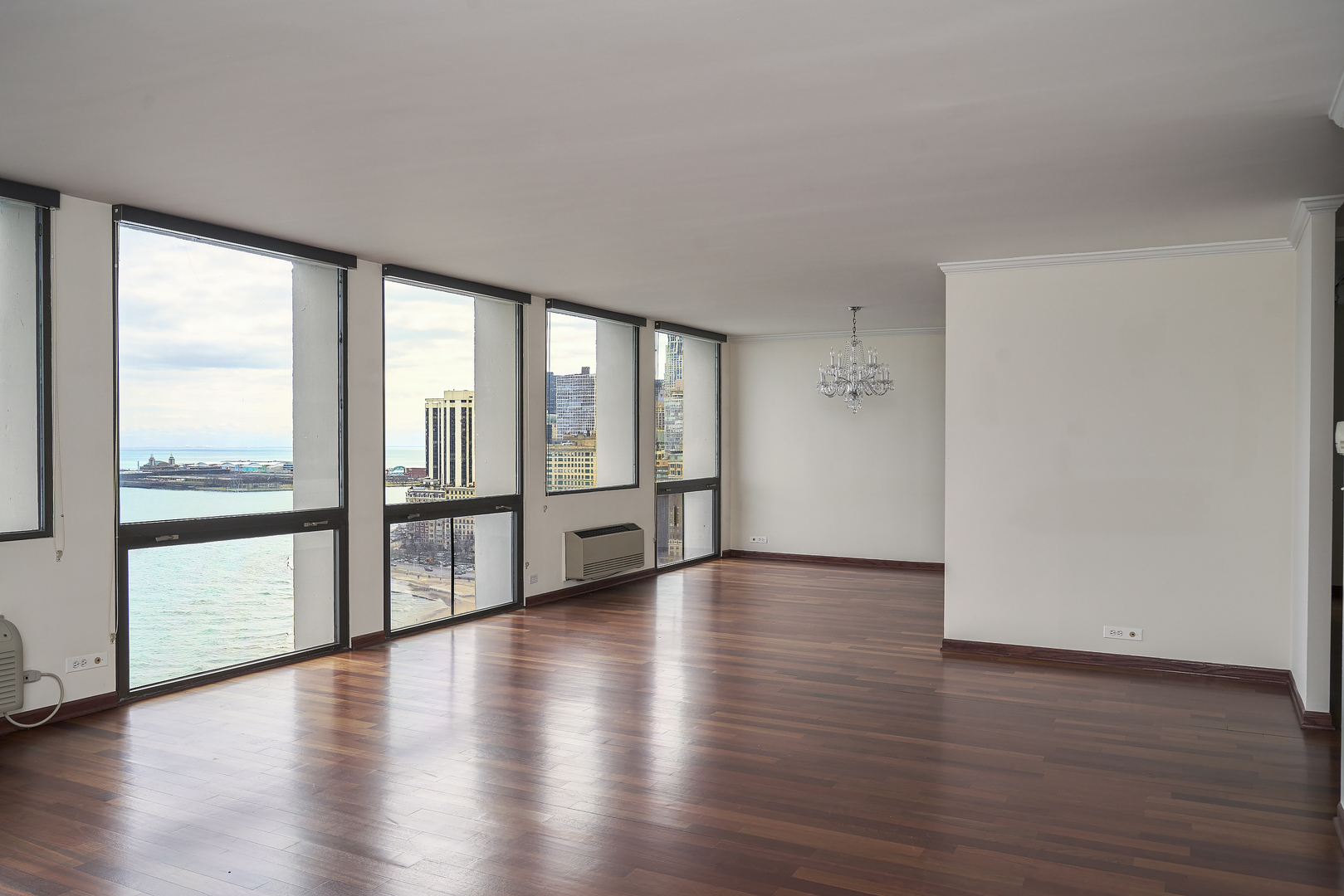 1240 N Lake Shore Drive 25A