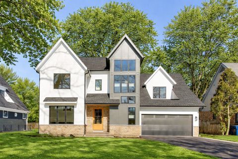 2938 Indianwood Road Wilmette IL 60091
