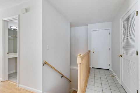 Tiny photo for 989 N Cove Drive #B, Palatine, IL 60067 (MLS # 12593852)