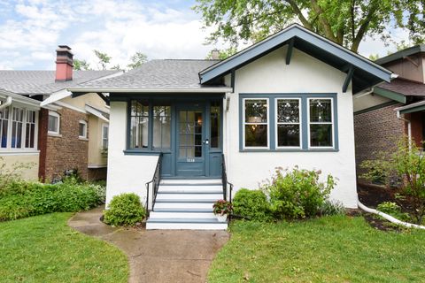 1038 Mapleton Avenue Oak Park IL 60302
