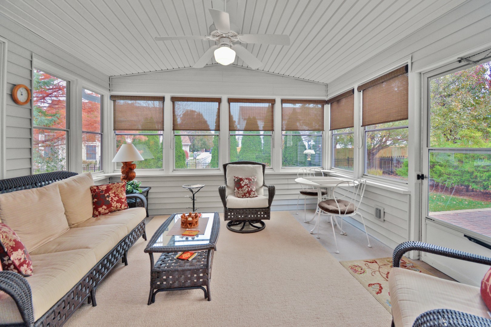 Bloomington, Illinois 61704, United States, 3 Bedrooms Bedrooms, ,3 BathroomsBathrooms,Residential,Pending,246571