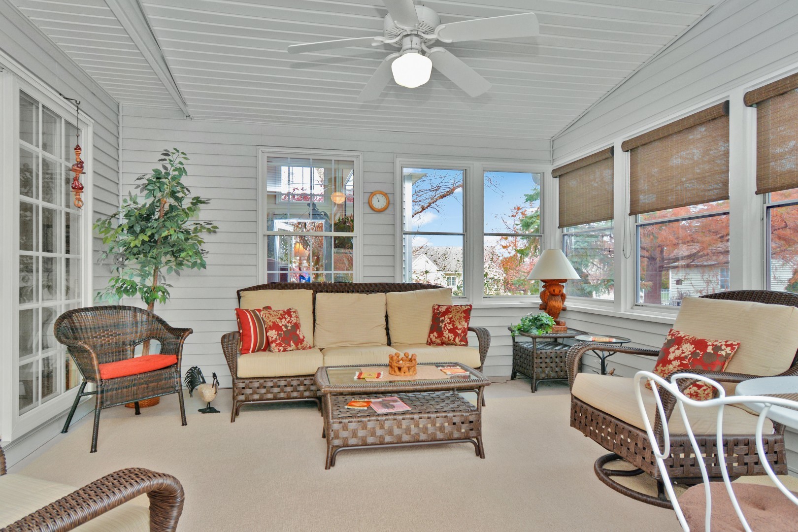 Bloomington, Illinois 61704, United States, 3 Bedrooms Bedrooms, ,3 BathroomsBathrooms,Residential,Pending,246571