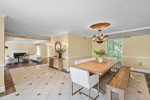 Tiny photo for 250 S Sheridan Road S, Lake Forest, IL 60045 (MLS # 12456054)