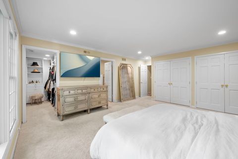 Tiny photo for 250 S Sheridan Road S, Lake Forest, IL 60045 (MLS # 12456054)