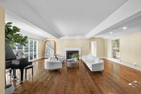 Tiny photo for 250 S Sheridan Road S, Lake Forest, IL 60045 (MLS # 12456054)