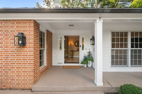 Tiny photo for 250 S Sheridan Road S, Lake Forest, IL 60045 (MLS # 12456054)