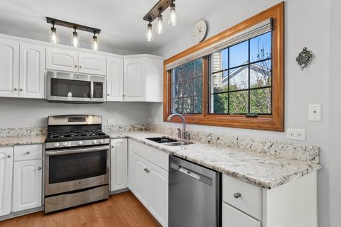 Tiny photo for 2102 BROOKSIDE Lane, Aurora, IL 60502 (MLS # 12599462)