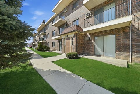 Tiny photo for 966 N Rohlwing Road #GA, Addison, IL 60101 (MLS # 12650917)