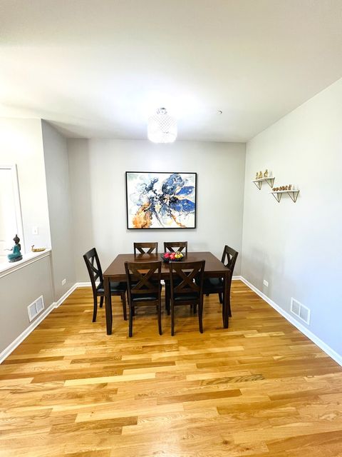 Tiny photo for 2585 Waterbury Lane, Buffalo Grove, IL 60089 (MLS # 12630209)