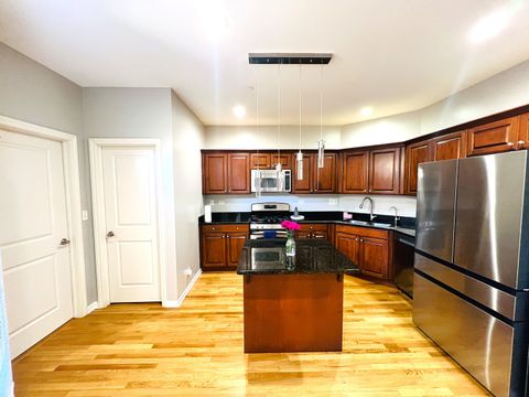 Tiny photo for 2585 Waterbury Lane, Buffalo Grove, IL 60089 (MLS # 12630209)