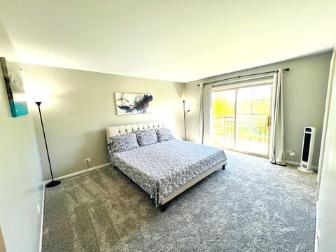 Tiny photo for 2585 Waterbury Lane, Buffalo Grove, IL 60089 (MLS # 12630209)