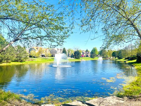 Tiny photo for 2585 Waterbury Lane, Buffalo Grove, IL 60089 (MLS # 12630209)