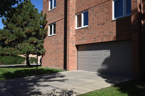 Tiny photo for 6550 W GUNNISON Street #305, Harwood Heights, IL 60706 (MLS # 12788362)