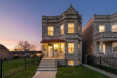 4046 W 21st Street Chicago IL 60623