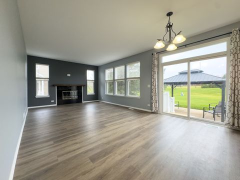 Tiny photo for Elgin, IL 60124 (MLS # 12520566)