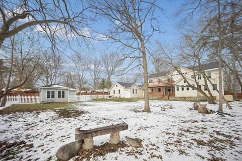 Tiny photo for 215 E Pine Avenue, Roselle, IL 60172 (MLS # 12565985)