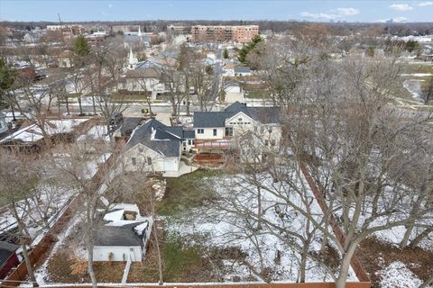 Tiny photo for 215 E Pine Avenue, Roselle, IL 60172 (MLS # 12565985)