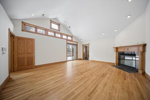 Tiny photo for 215 E Pine Avenue, Roselle, IL 60172 (MLS # 12565985)