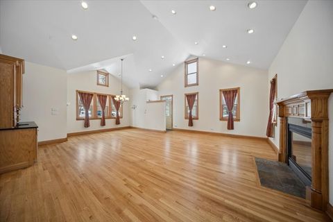 Tiny photo for 215 E Pine Avenue, Roselle, IL 60172 (MLS # 12565985)