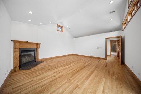 Tiny photo for 215 E Pine Avenue, Roselle, IL 60172 (MLS # 12565985)