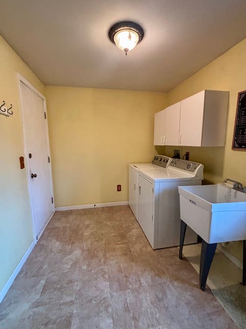 Tiny photo for 2580 Westminster Lane, Aurora, IL 60506 (MLS # 12721668)