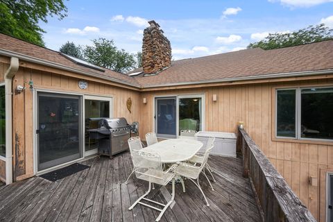 Tiny photo for 42W697 Bridle Court, St. Charles, IL 60175 (MLS # 12427897)