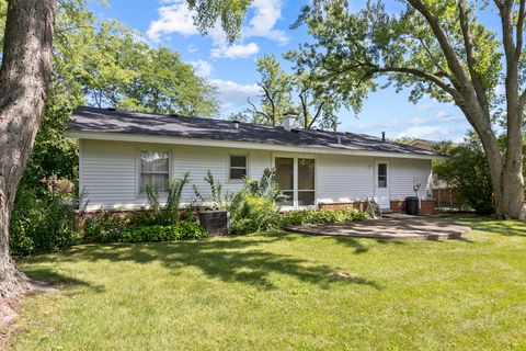 Tiny photo for 550 Ridge Avenue, Elk Grove Village, IL 60007 (MLS # 12453528)