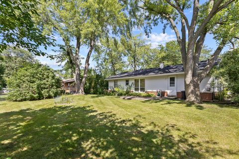 Tiny photo for 550 Ridge Avenue, Elk Grove Village, IL 60007 (MLS # 12453528)