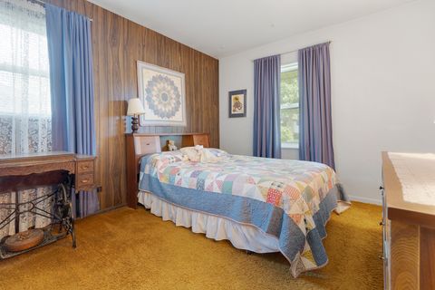 Tiny photo for 550 Ridge Avenue, Elk Grove Village, IL 60007 (MLS # 12453528)