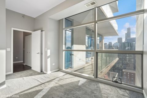 Tiny photo for 303 W OHIO Street #3206, Chicago, IL 60654 (MLS # 12509782)