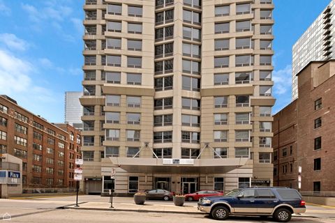 Photo of 440 N Wabash Avenue #2008, Chicago, IL 60611 (MLS # 12467103)