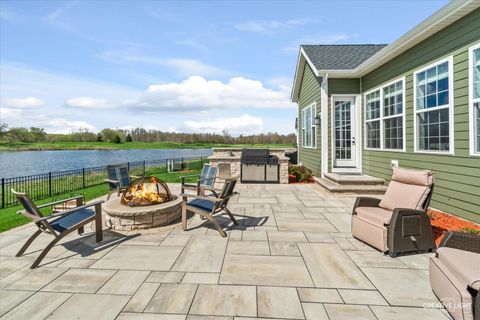 Tiny photo for 3556 Crosswater Court, Elgin, IL 60124 (MLS # 12618680)