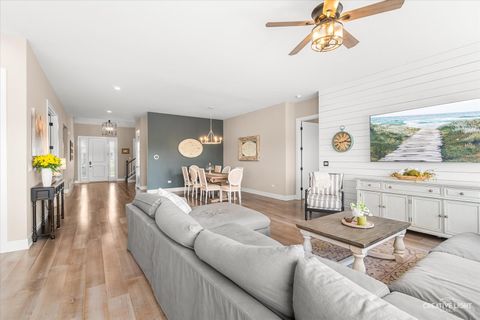 Tiny photo for 3556 Crosswater Court, Elgin, IL 60124 (MLS # 12618680)