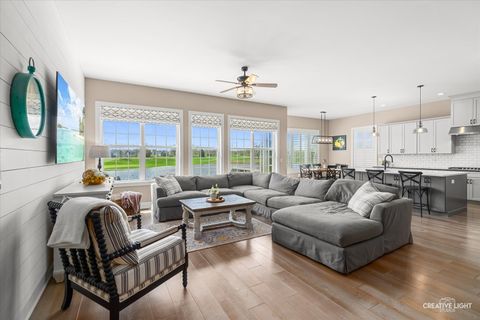 Tiny photo for 3556 Crosswater Court, Elgin, IL 60124 (MLS # 12618680)