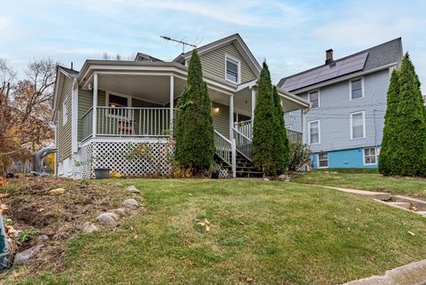 Tiny photo for 643 Wing Street, Elgin, IL 60123 (MLS # 12530258)