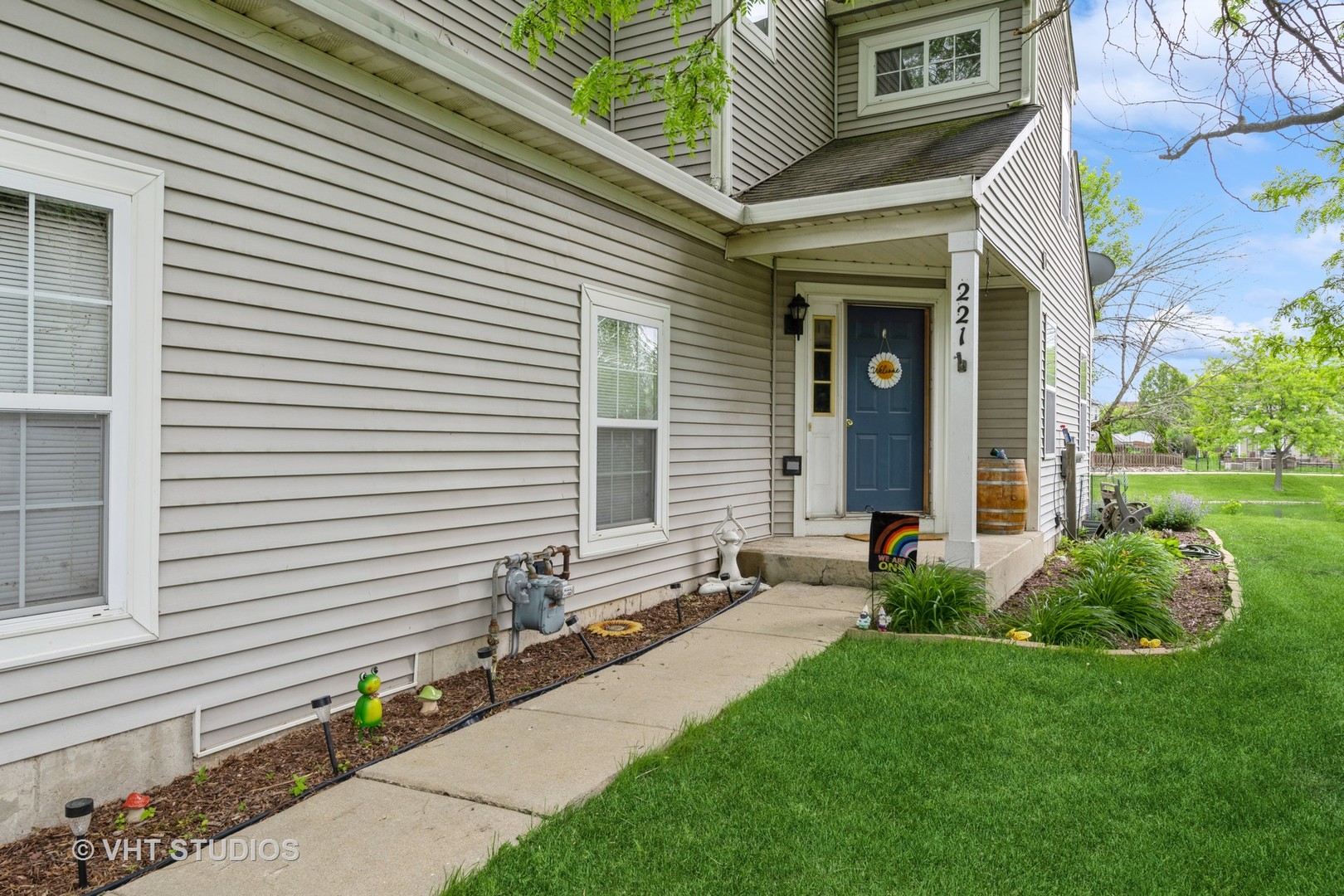 221 Wedgewood Circle